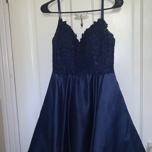 Navy Blue Formal Dress 💙 - Picture 2 of 3